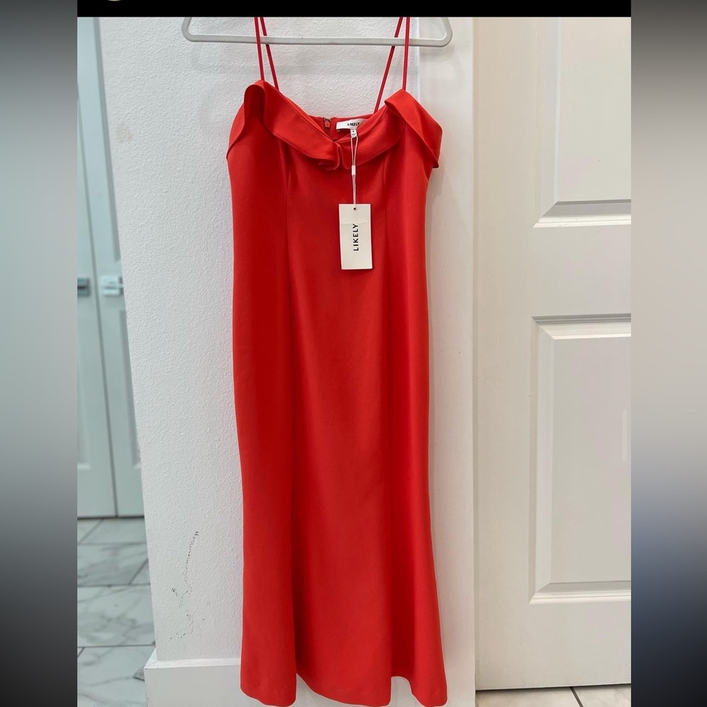 Discontinued. Never worn!